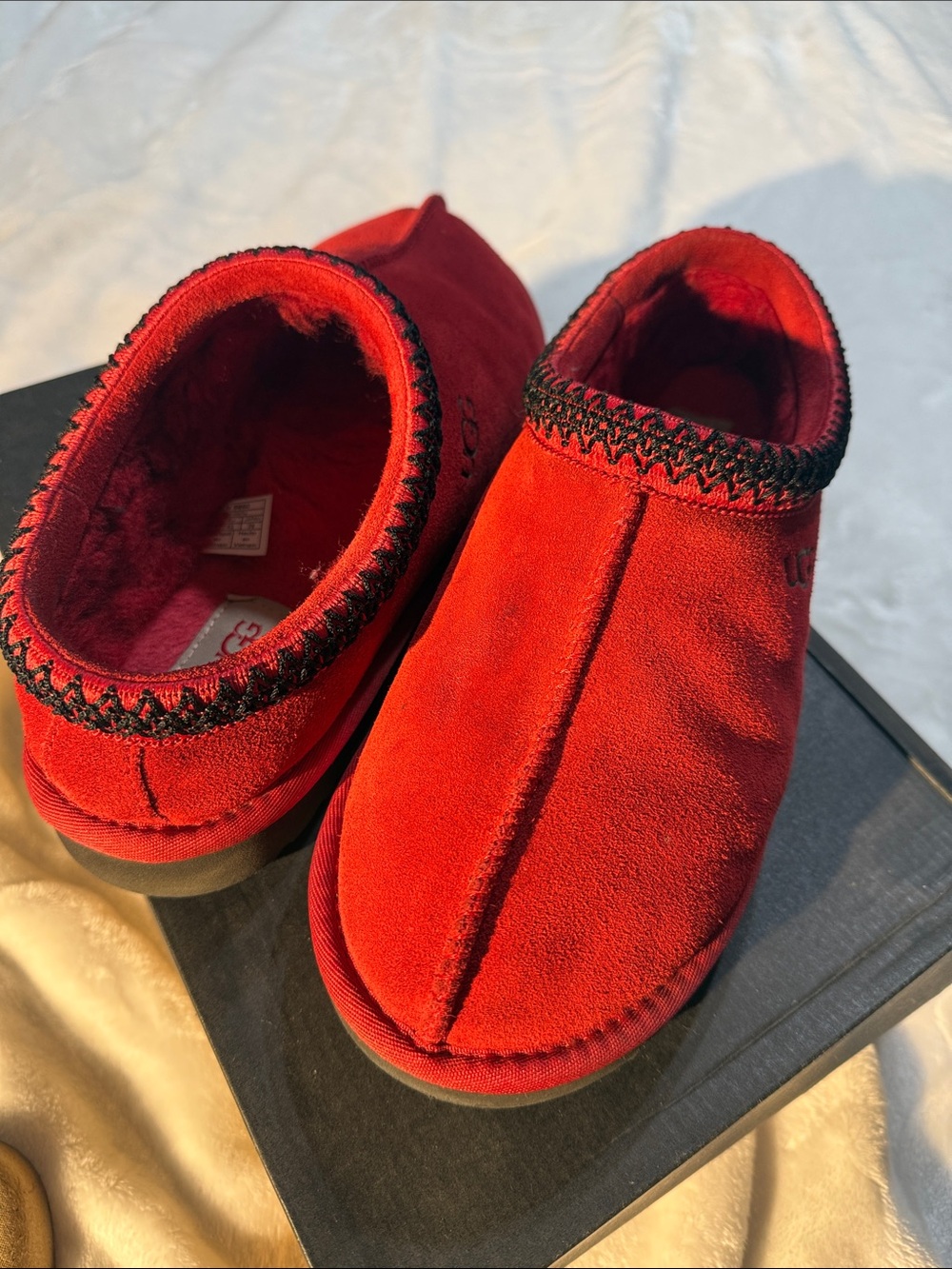 UGG Red Men’s shoes